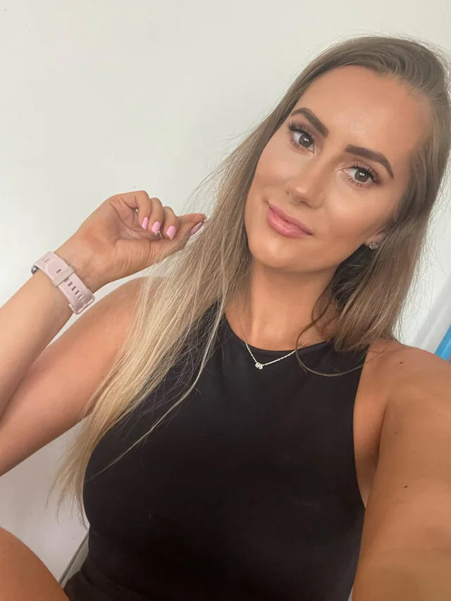 Samantha R.